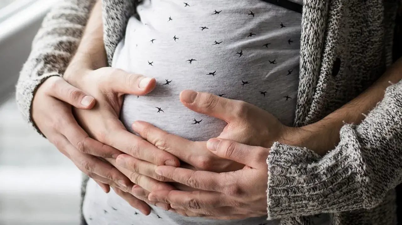 imagen barriga mama
